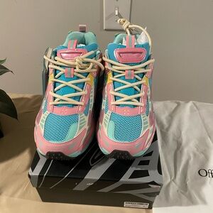 OFFWHITE BE RIGHT BACK